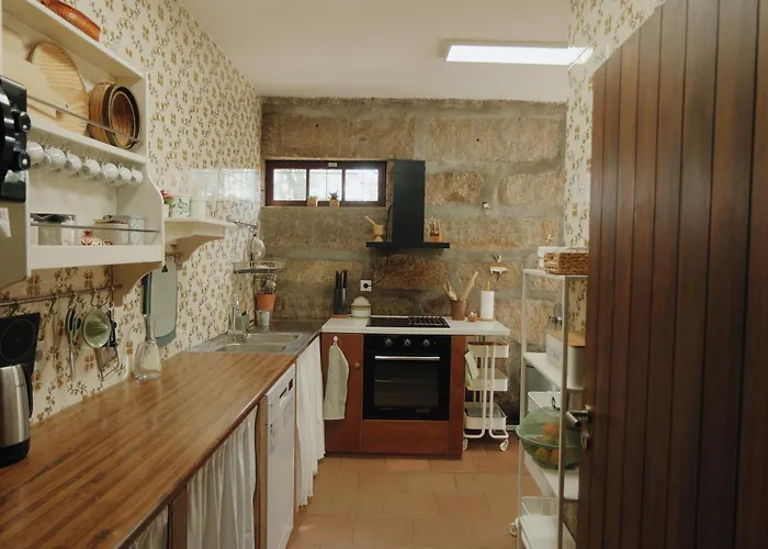 Villa Casa Da Alvarinha. Privacidade, Conforto, Natureza Paredes (Porto)